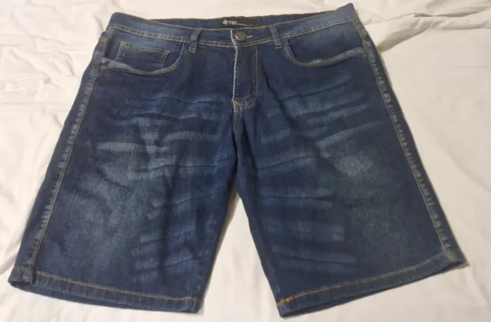 Lindo short jeans masculino tamanho 42
