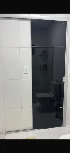 Vendo Porta de blindex com blackout 10mm