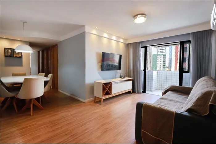 Apartamento em porteira fechada de 62m quadrados com 2 quartos, sendo 1 suíte!