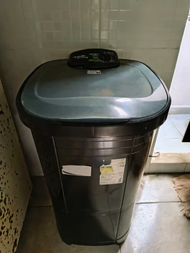 Tanquinho de lavar roupa