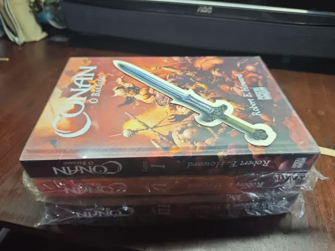 LIVROS CONAN PIPOCA E NANQUIN