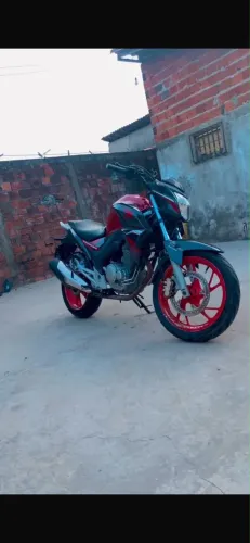 CB 250F Twister