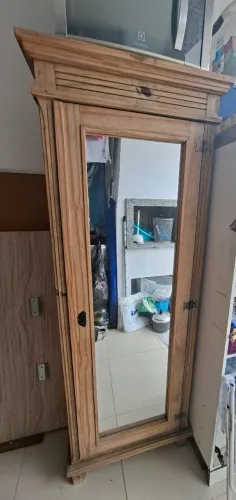 Armário madeira de demolição 