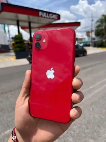 iPhone 11 -128GB vermelho Funcionando tudo perfeitamente