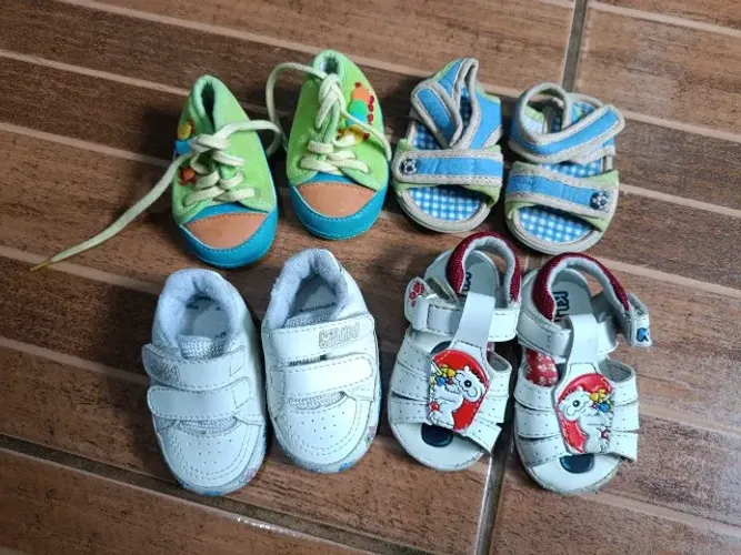 Lote de desapegos de calçados para bebê