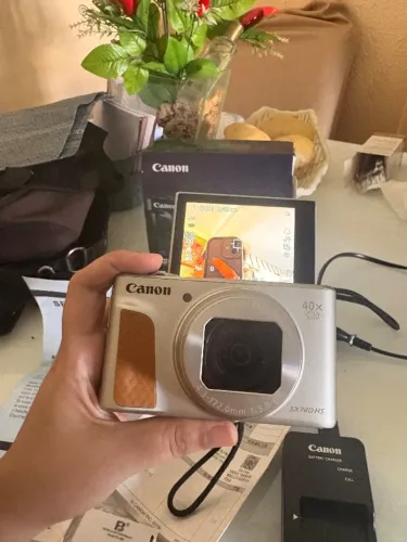 Canon sx740 hs