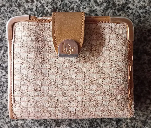 Carteira original Dior