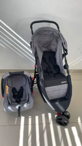Carrinho + bebe conforto