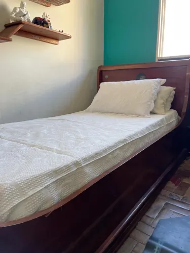 Cama viúva Mogno madeira lei