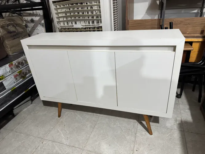 Balcão Buffet A85cm L 130cm  P33cm