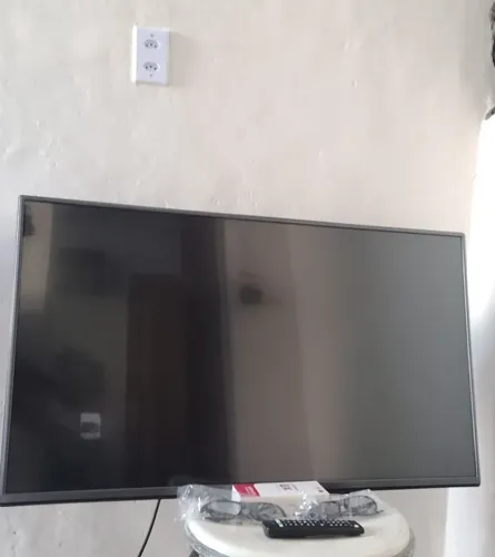 Tv lg 42 polegadas LG + 2 óculos 3D + controle