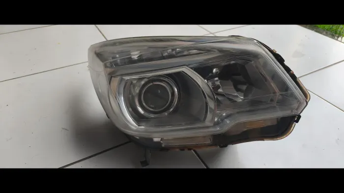 Farol S10 LTZ 2014 com projetor. regulagem elétrica