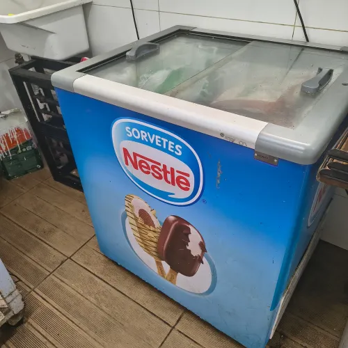 FREEZER EXPOSITOR HORIZONTAL PARA SORVETE 185 LT