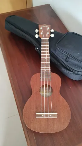 Ukulele hawaiano