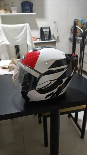 Capacete