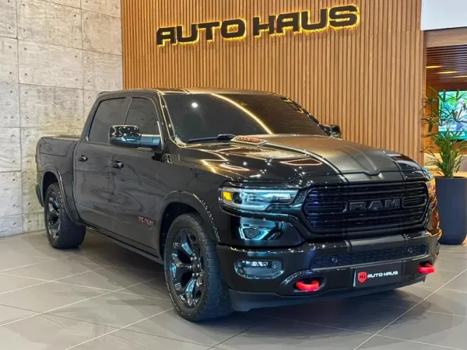 Ram 1500 Limited 5.7 CD 4X4 Aut. 2023