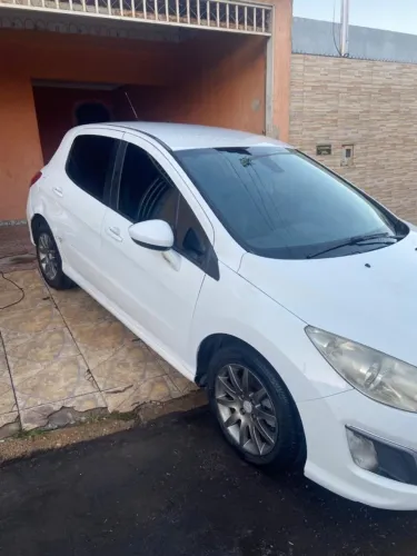 Peugeot 308 Allure 1.6 Flex 16V 5P Mec. 2013