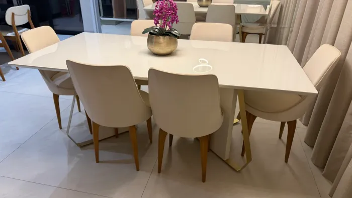 Mesa Jantar