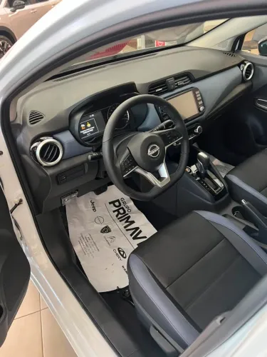 Nissan Versa Exclusive 1.6 16V Flex AUT 2027