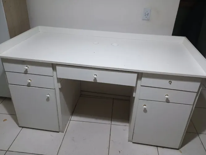 Mesa Multifuncional em Madeira Maciça | 1,50m
