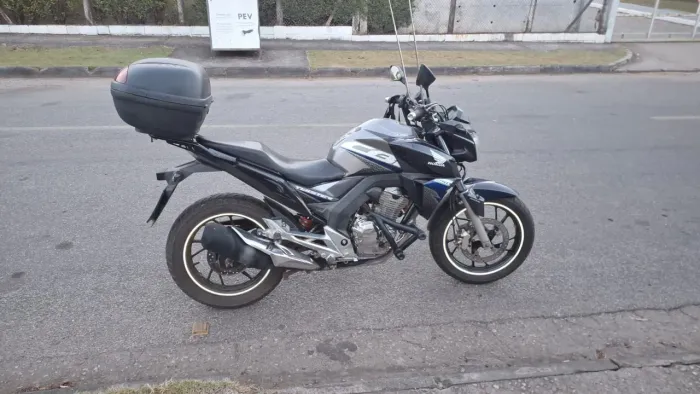 Vende-se cb twister 250 2020