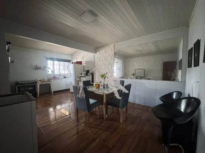 Casa com 3 dormitórios à venda, 184 m² por R$ 295.000 - Aponiã - Porto Velho/Rondônia
