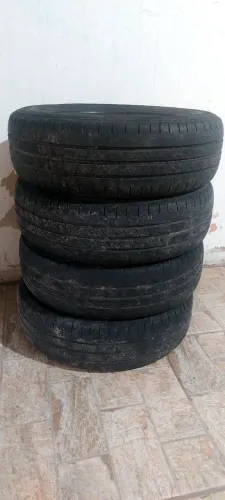 4 PNEUS 175/70R14 GOODYEAR