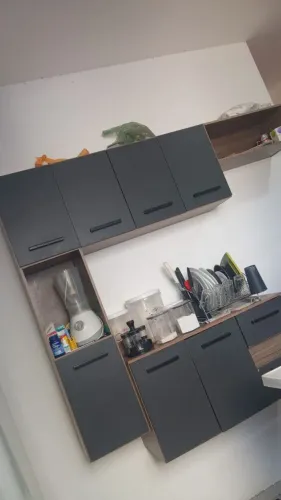 Armário de cozinha sem uma gaveta