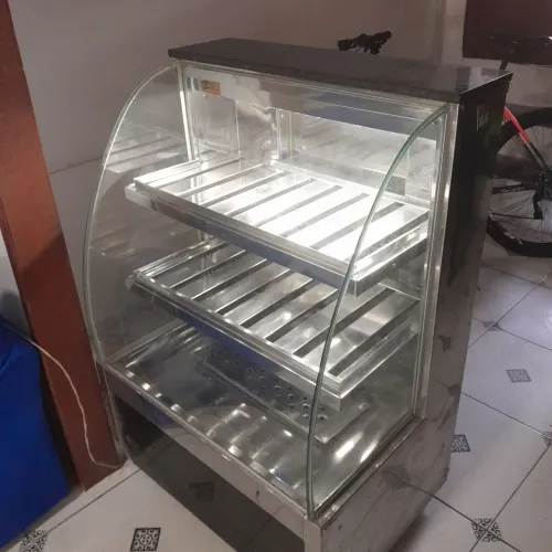 Estufa Vitrine Quente para Salgados em Inox e Vidro Curvo - 3 Andares - Excelente Estado