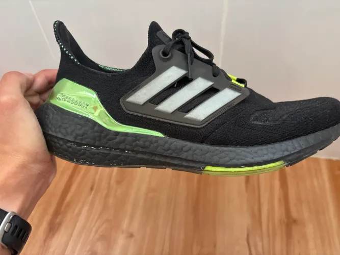 Tênis Ultraboost adidas tamanho 42 