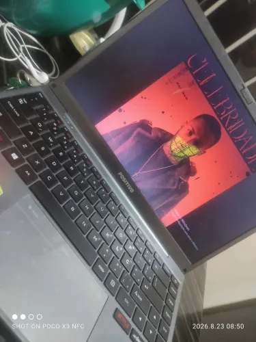 Vendo notebook barato 450
