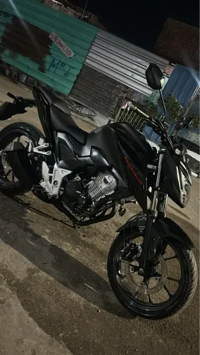 CB 300f 2023