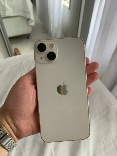 Vendo IPhone 13 original única dona vem com caixa e tudo certinho