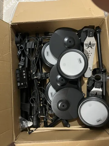Vendo ou Troco Bateria Eletrônica Turbo TDX-16 por Xbox, PS4 ou PC Gamer
