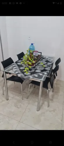 Mesa de jantar 04 lugares de vidro