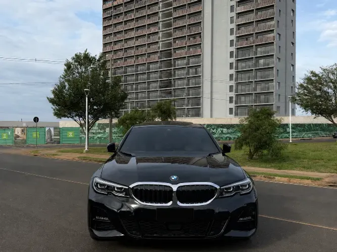 BMW 320I A 2.0 TB M Sport Activeflex 16V 4P 2021