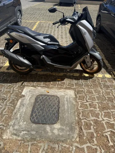 Nmax160 em ótimo estado de conservação 
