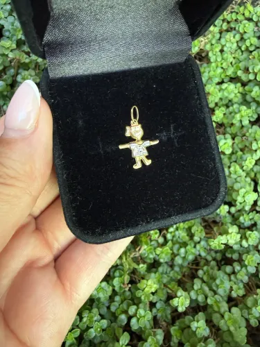 Pingente Menina ouro 18k/ loja física