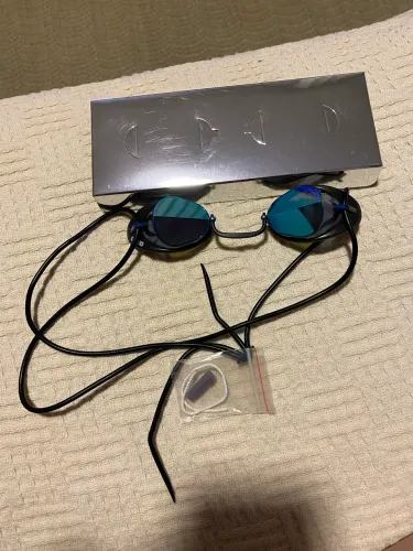 Vendo óculos natação mas/fem - Swedix Mirror Proteção Uv Arena Preto