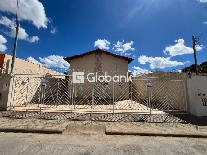 Ponto comercial para aluguel João Alves 250m² Montes Claros MG