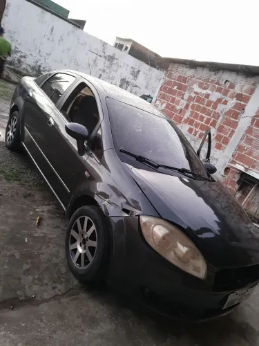 Fiat Linea 1.9/ HLX 1.9/ 1.8 Flex 16V 4P 2010