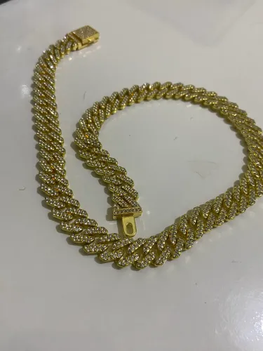 CORRENTE CUBAN MIAMI 3.0 - ICE CRAVEJADA 12MM | 45CM | BANHADA A OURO 18K