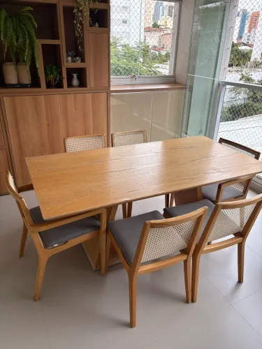 Mesa com 6 cadeiras Breton