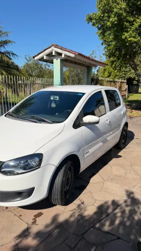 Volkswagen Fox 1.0 MI Total Flex 8V 3P 2012