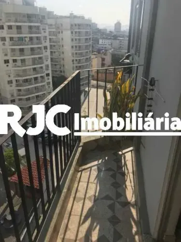 Apartamento para venda possui 67 metros quadrados com 2 quartos