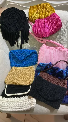 Vendo bolsa em crochê por encomenda
