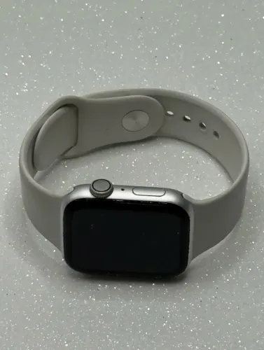 Apple Watch 4 44mm Prata