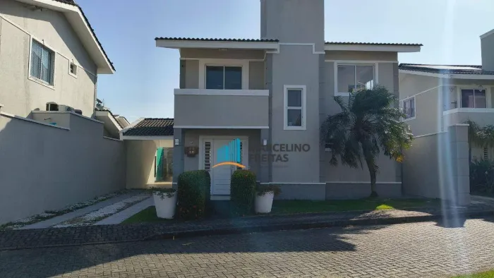 Casa com 3 dormitórios para alugar, 178 m² por R$ 5.276,94/mês - Coité - Eusébio/CE