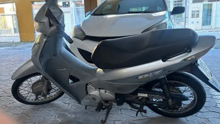 Vendo Honda Biz 125 Ano 2006