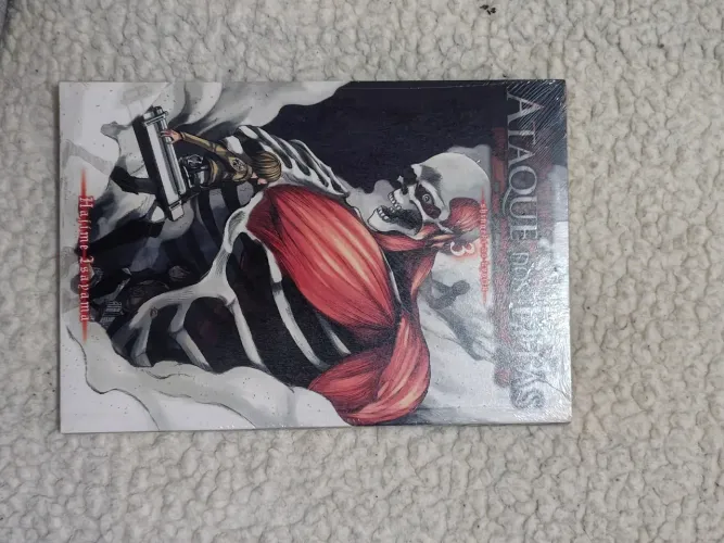 Lote Mangá Ataque dos Titãs Vols 2, 3, 4, 5, 6 e 8 - Panini